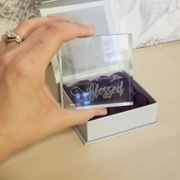 Engraved Glass Paper Weight In Box - Picture 2 of 4